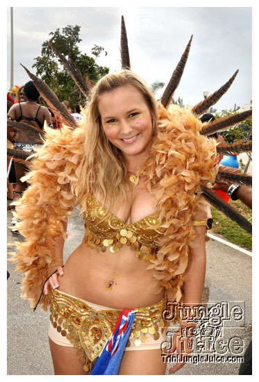 cayman_carnival_may09_pt1-002