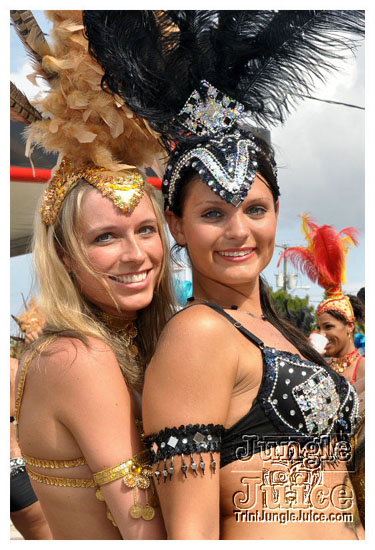 cayman_carnival_may09_pt1-009