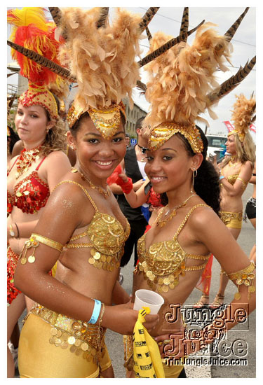 cayman_carnival_may09_pt1-035