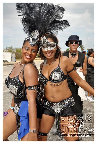 cayman_carnival_may09_pt1-040