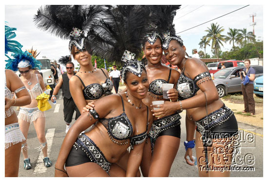 cayman_carnival_may09_pt1-082