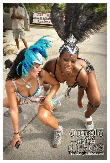 cayman_carnival_may09_pt1-085