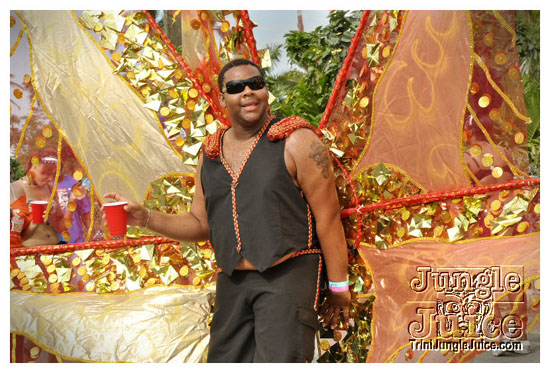 cayman_carnival_may09_pt1-088