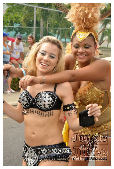 cayman_carnival_may09_pt1-094