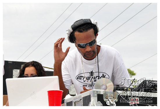 cayman_carnival_may09_pt1-103