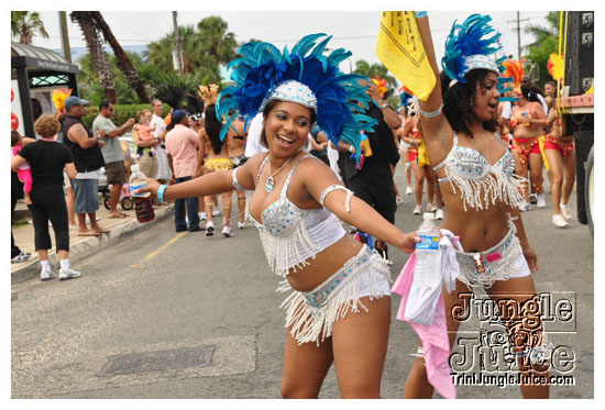 cayman_carnival_may09_pt1-109