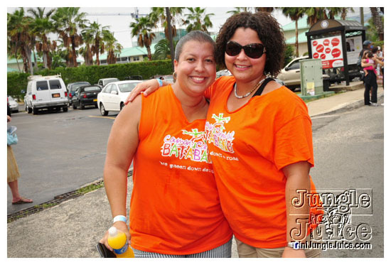 cayman_carnival_may09_pt1-116