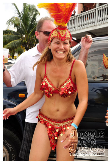 cayman_carnival_may09_pt1-132