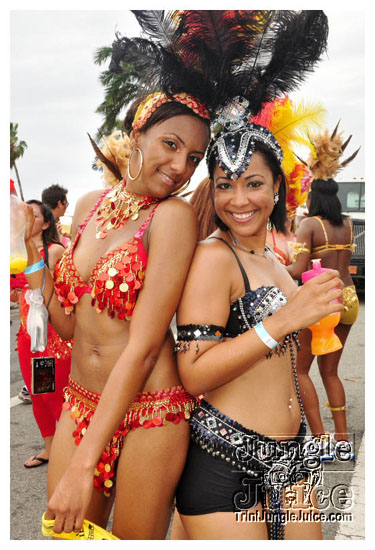 cayman_carnival_may09_pt1-158