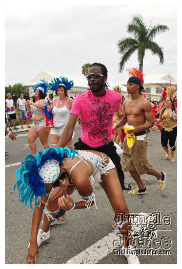 cayman_carnival_may09_pt1-166