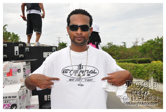 cayman_carnival_may09_pt1-183