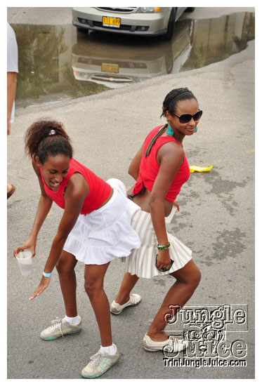 cayman_carnival_may09_pt1-185