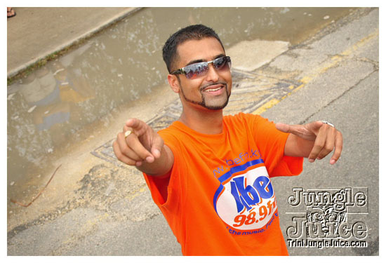 cayman_carnival_may09_pt1-187