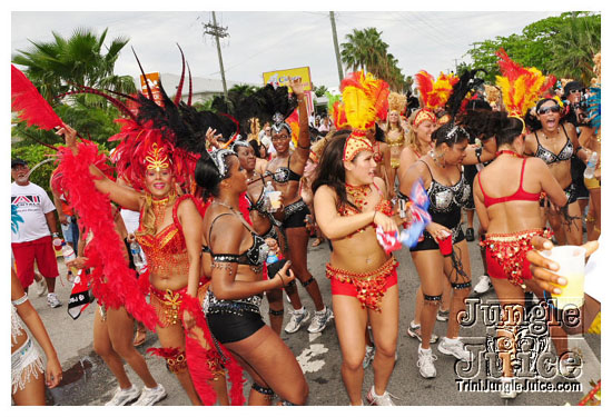 cayman_carnival_may09_pt1-194