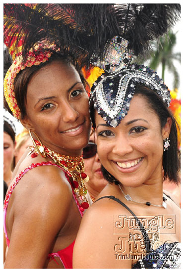 cayman_carnival_may09_pt2-009