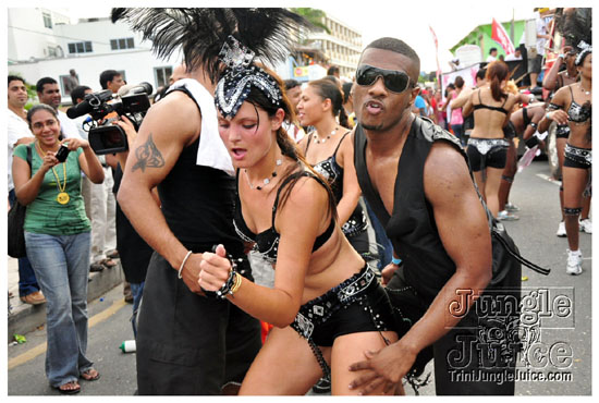 cayman_carnival_may09_pt2-015