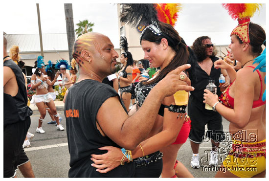 cayman_carnival_may09_pt2-020