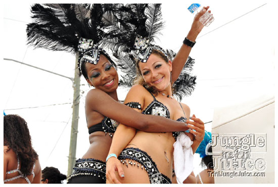 cayman_carnival_may09_pt2-025