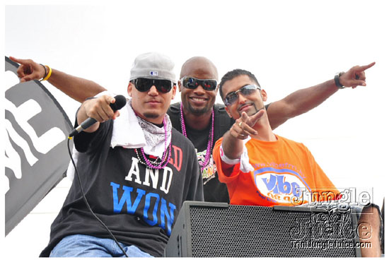 cayman_carnival_may09_pt2-039