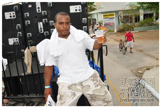 cayman_carnival_may09_pt2-066