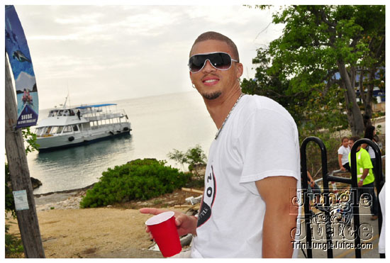 cayman_carnival_may09_pt2-067