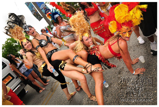 cayman_carnival_may09_pt2-081