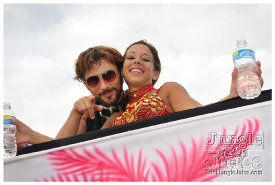 cayman_carnival_may09_pt2-092