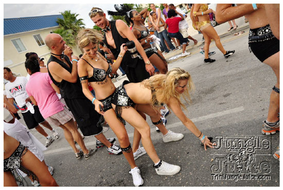 cayman_carnival_may09_pt2-116