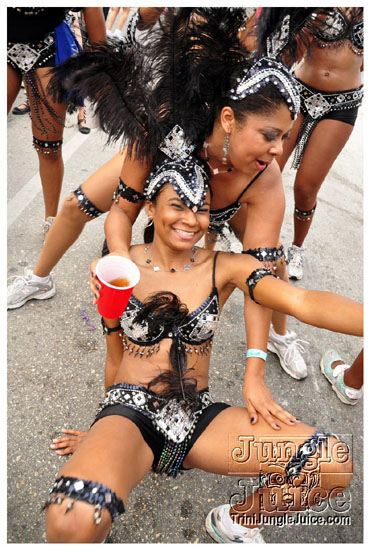 cayman_carnival_may09_pt2-120