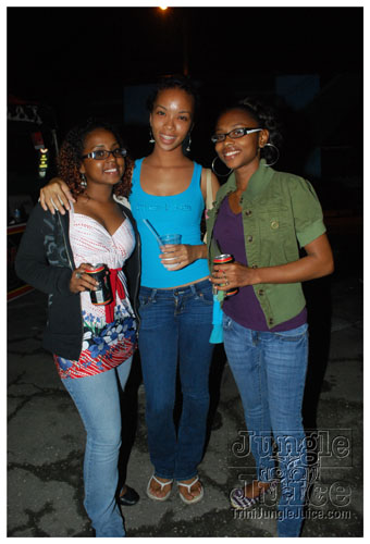 chutney_at_uwi_2009-031