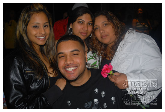 cnz_band_launch_2009-021