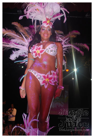 cnz_band_launch_2009-029