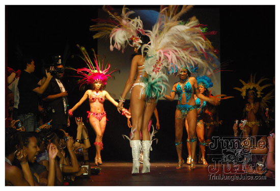 cnz_band_launch_2009-105