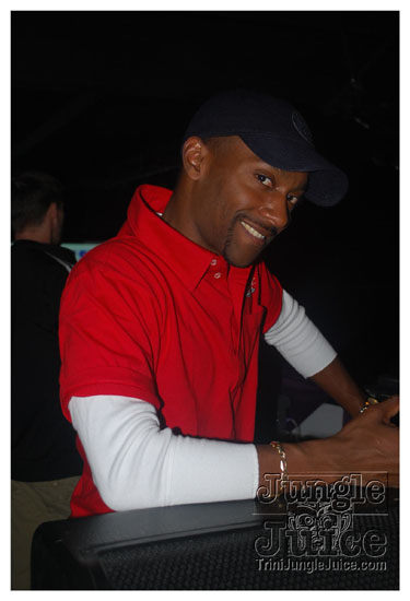 cnz_band_launch_2009-146