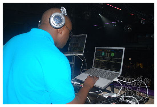 cnz_band_launch_2009-147