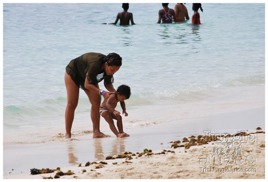 03_seductive_saturdays_apr11-004