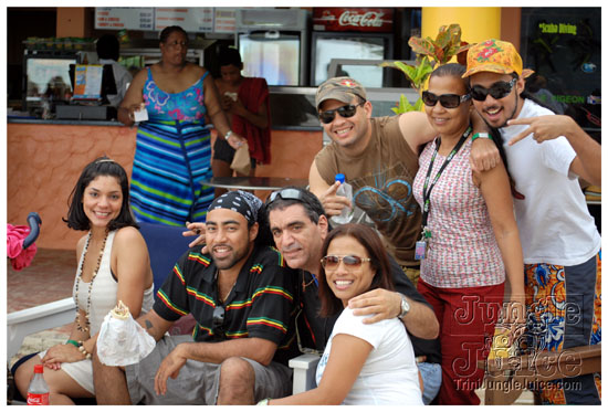 03_seductive_saturdays_apr11-009