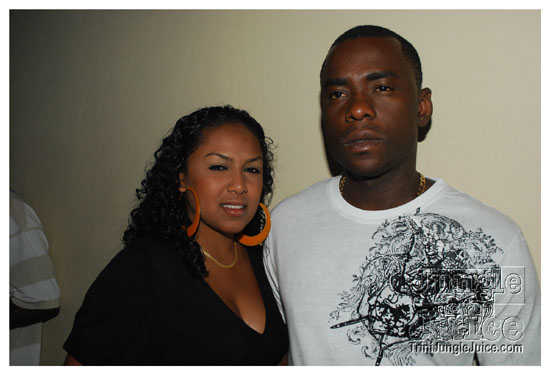 03_seductive_saturdays_apr11-060