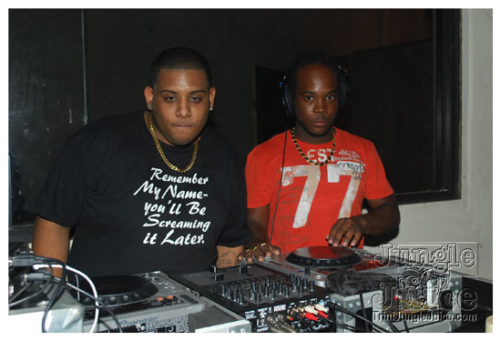 03_seductive_saturdays_apr11-071