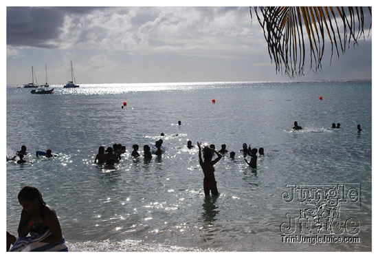 04_bubble_up_foam_party_apr12-005