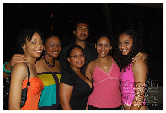 04_bubble_up_foam_party_apr12-030