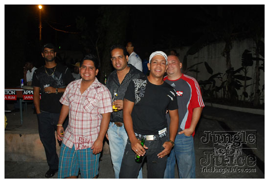 04_bubble_up_foam_party_apr12-032