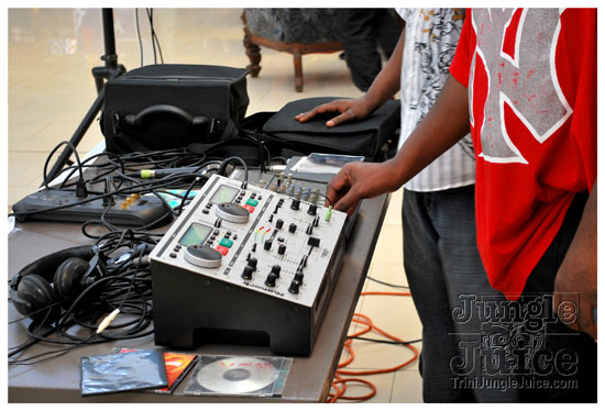 cool_and_karm_jun6-016