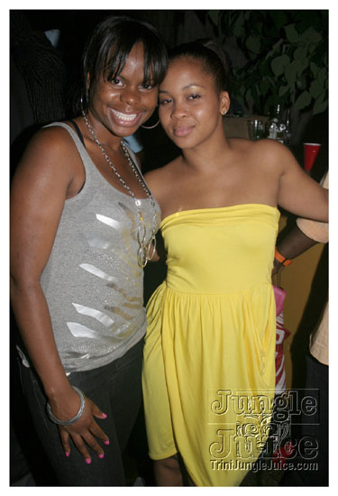 cribs_lost_in_jungle_jun21-032