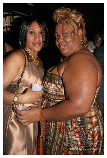 cribs_lost_in_jungle_jun21-071