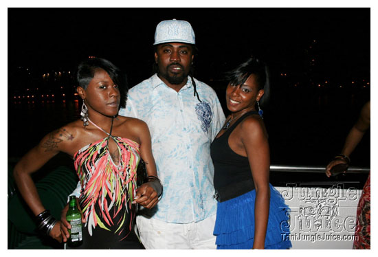 crix_annual_boat_ride_june7-059