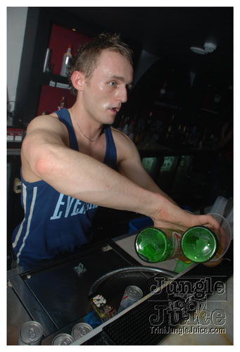 de_warm_up_session_2009-125