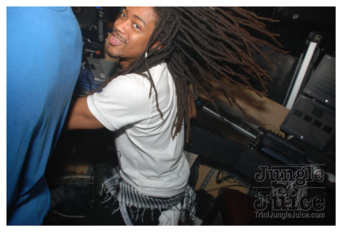 de_warm_up_session_2009-169