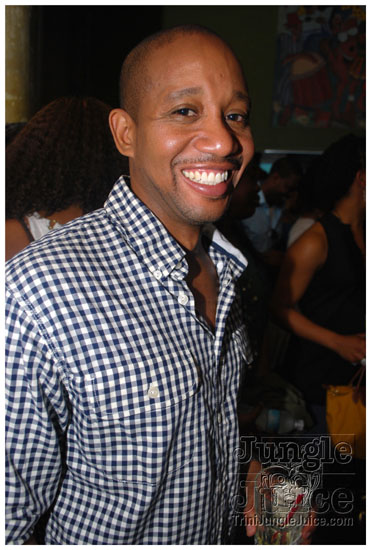 destra_and_friends_live_apr25-027