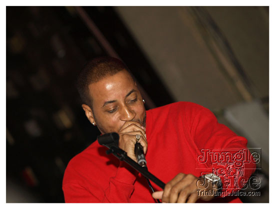 destra_and_friends_live_apr25-058